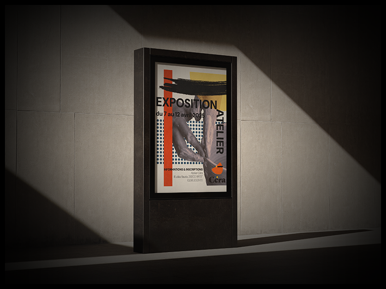 une affiche sur affichage publique